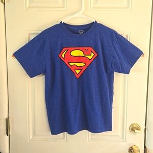 Superman T Shirt Size large (12) DC Comics